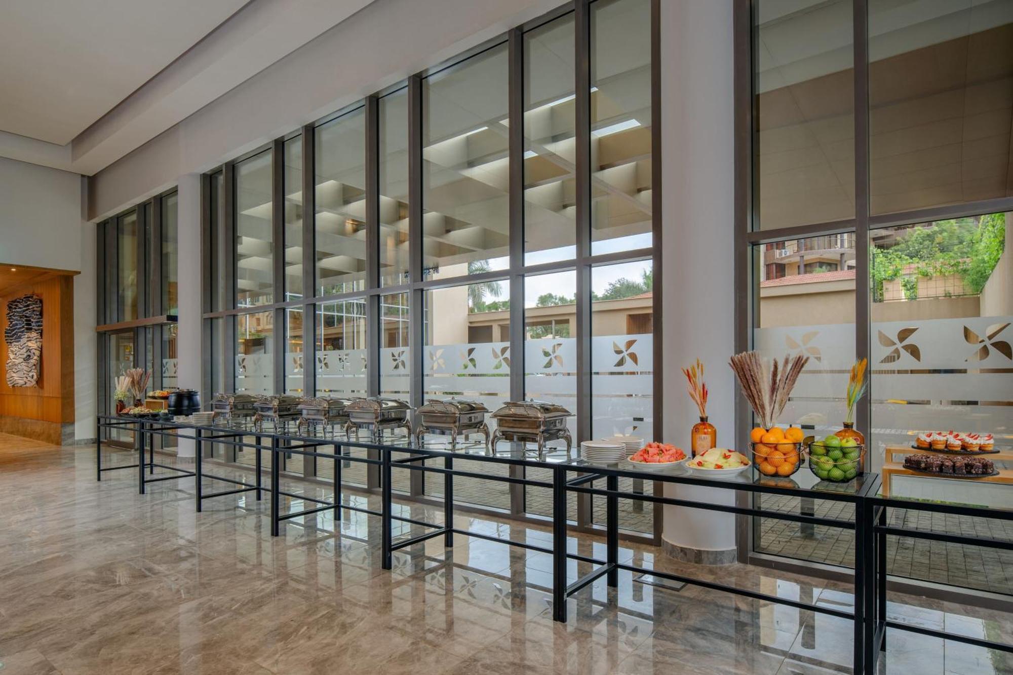 Four Points By Sheraton Kampala Exterior photo